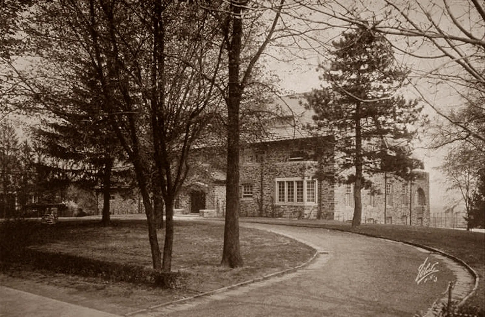 Historical photo of the Cannon Dial Elm Club