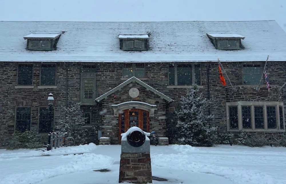 A snowy Cannon Dial Elm Club